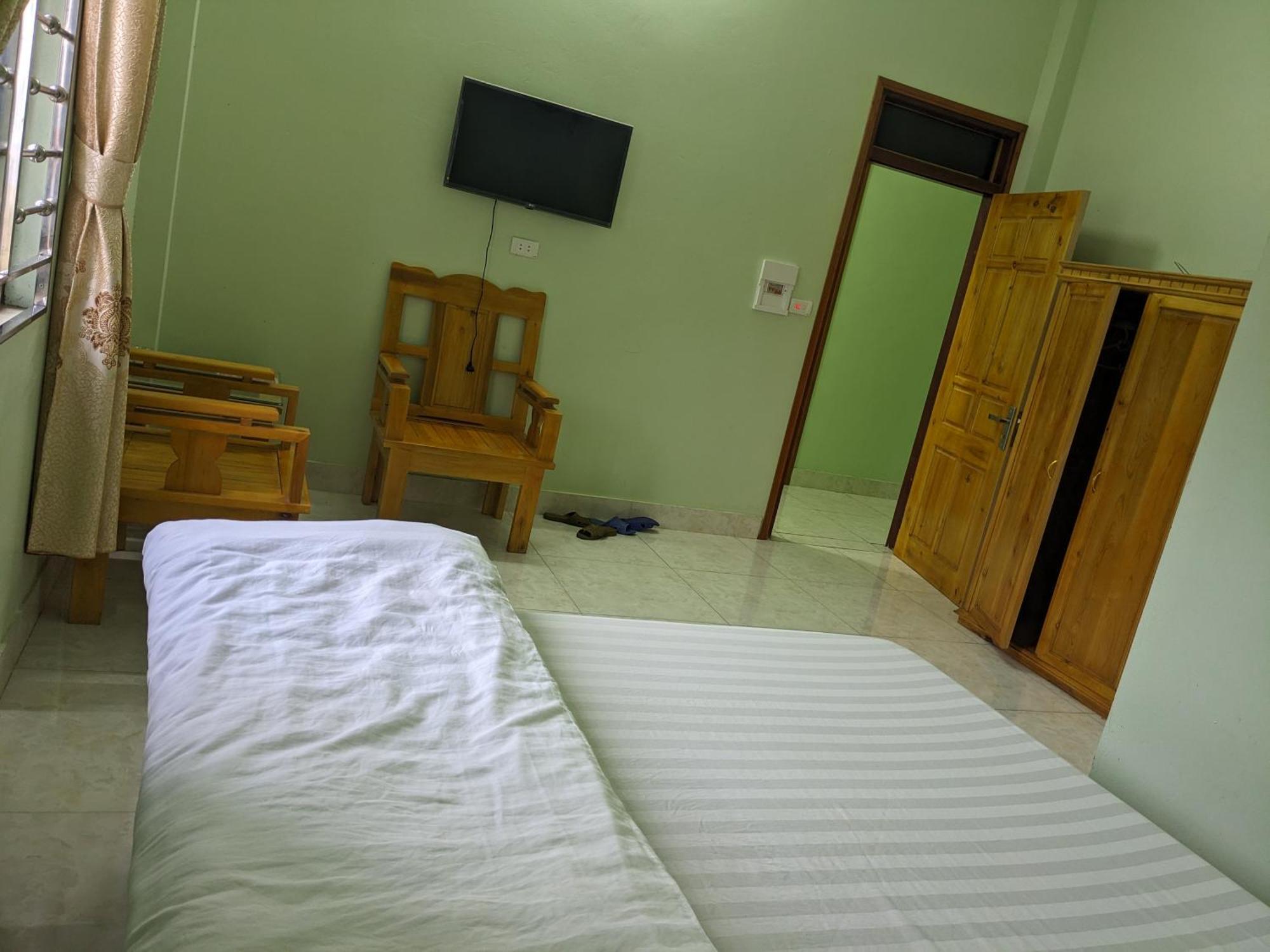 Nha Nghi Ngoc Lam Hotel Quan Ba Room photo
